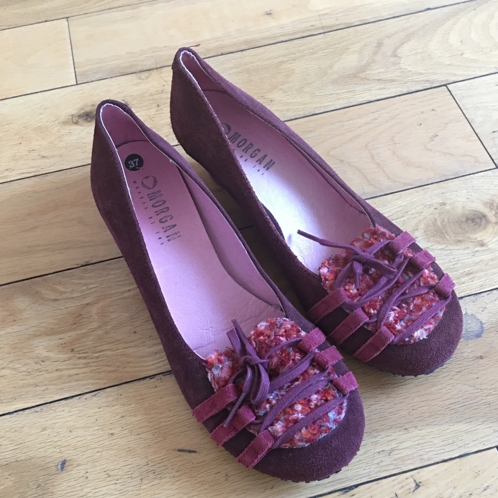 Super comfy Size 37 / 7 Morgan slip on wedge shoes